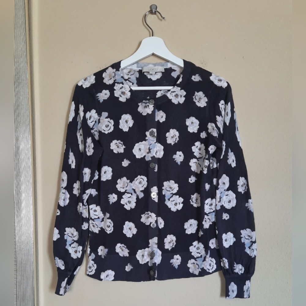 Loft Floral Black & White Women's Cardigan Button Front Sweater Classic